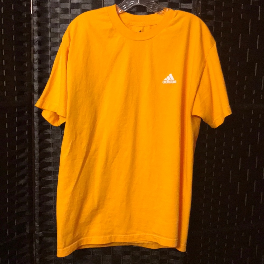 Men’s Adidas t-shirt